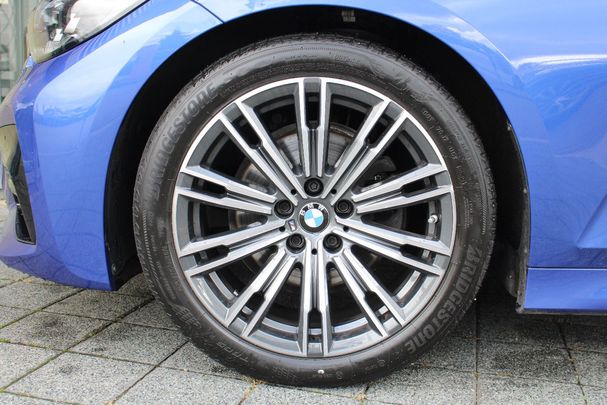 BMW 320i M Sport 135 kW image number 5