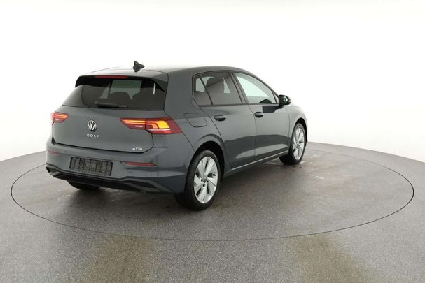 Volkswagen Golf 1.5 eTSI Life DSG 85 kW image number 15