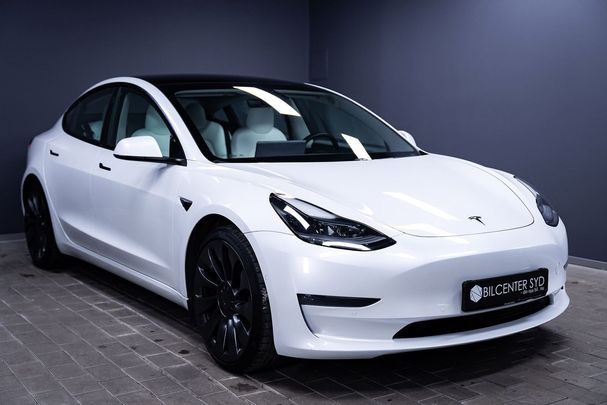 Tesla Model 3 Performance AWD 377 kW image number 3