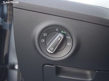 Car image 37