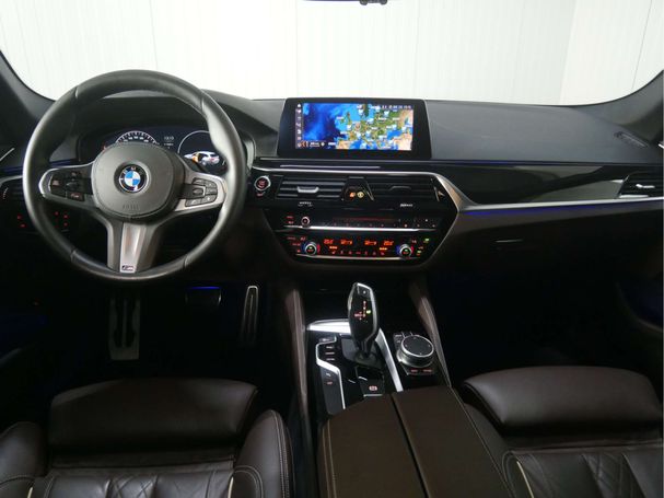 BMW 520i Touring 135 kW image number 4