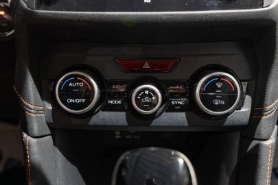 Car image 36