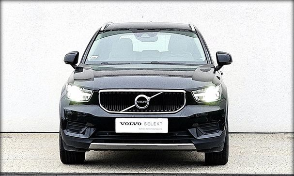 Volvo XC40 T3 Momentum Pro 120 kW image number 4