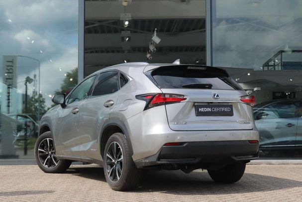 Lexus NX 300 h AWD 145 kW image number 19