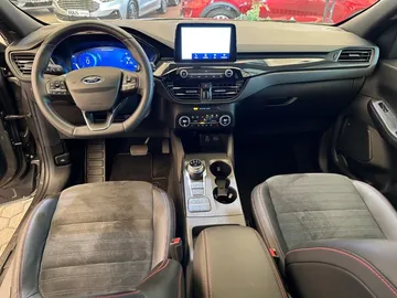 Car image 27