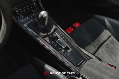 Car image 31