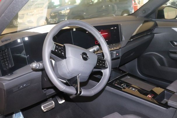 Opel Astra Sports Tourer Electric 115 kW image number 4