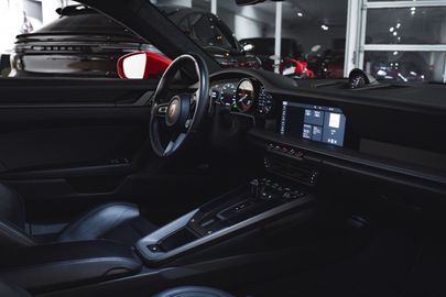 Car image 26