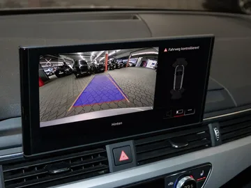 Car image 22