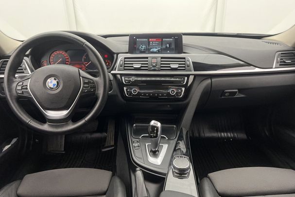 BMW 320d xDrive Sport Line 140 kW image number 13