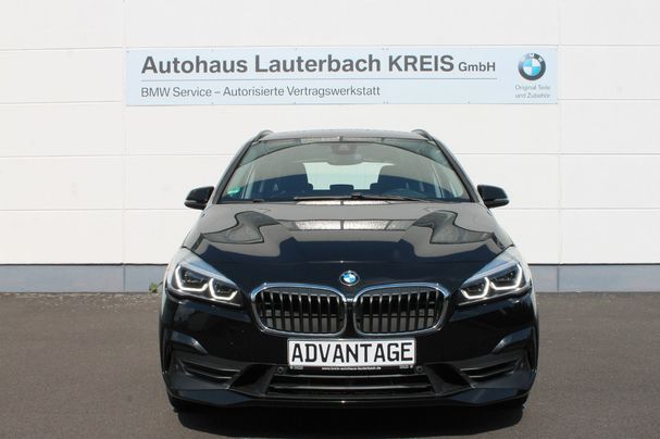 BMW 220i Active Tourer Advantage 141 kW image number 3