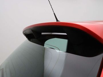 Car image 36