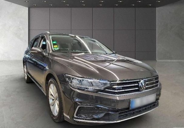 Volkswagen Passat GTE 1.4 TSI DSG 160 kW image number 1