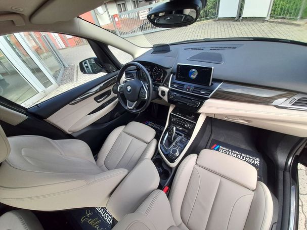 BMW 220i Gran Tourer 141 kW image number 17