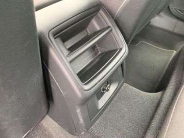 Car image 41