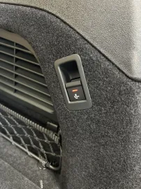 Car image 45