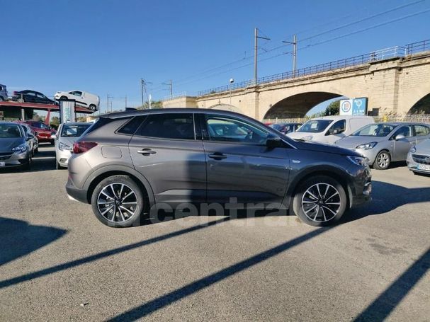 Opel Grandland X 1.6 Hybrid4 Business 221 kW image number 22