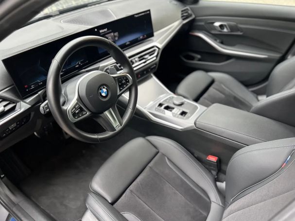 BMW 320i M Sport xDrive 135 kW image number 16