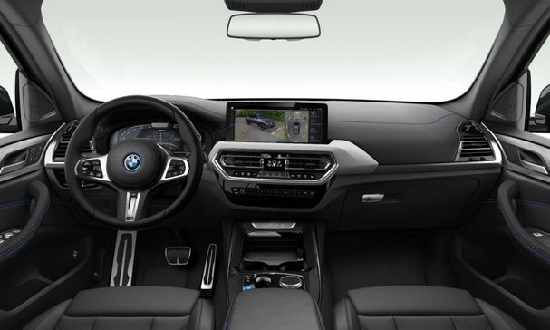 BMW iX3 210 kW image number 4