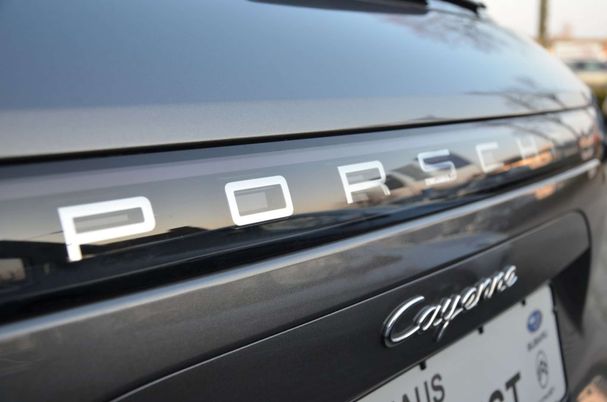 Porsche Cayenne S Tiptronic 250 kW image number 16