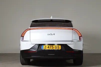 Car image 38