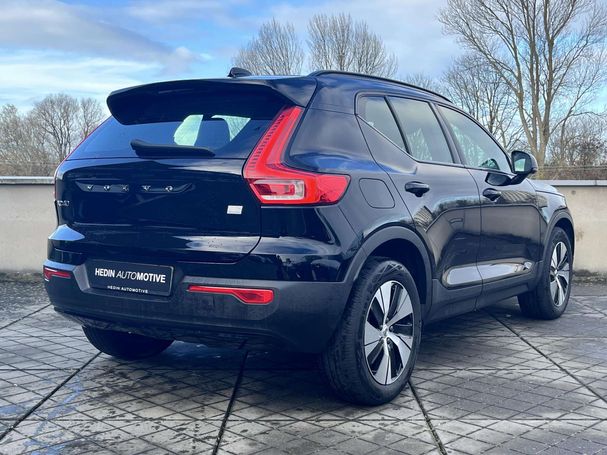 Volvo XC40 Recharge R T4 Design 155 kW image number 2