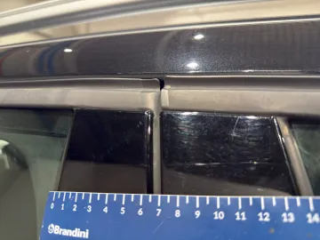 Car image 37
