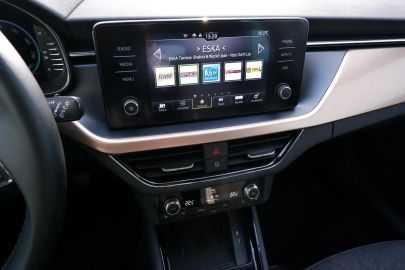 Car image 31