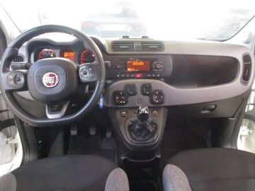 Car image 14