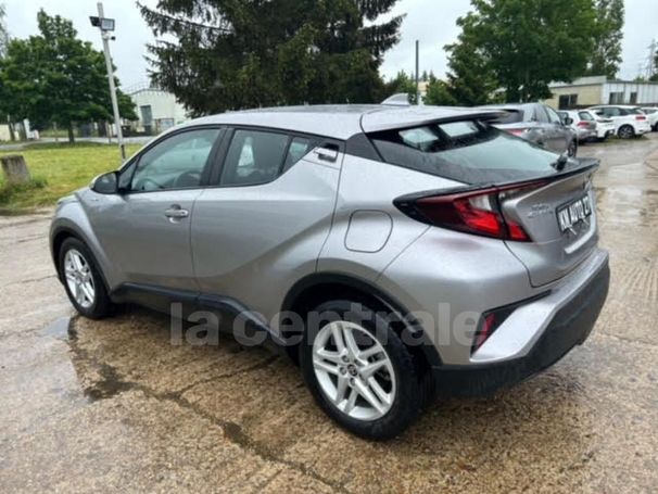 Toyota C-HR 1.8 Hybrid Dynamic 90 kW image number 16