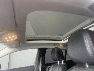 Car image 45