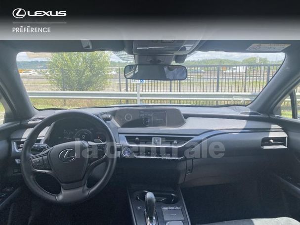 Lexus UX 300e 150 kW image number 18