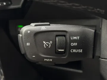 Car image 50