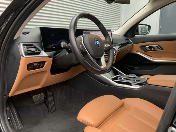 BMW 320 e Touring 150 kW image number 22