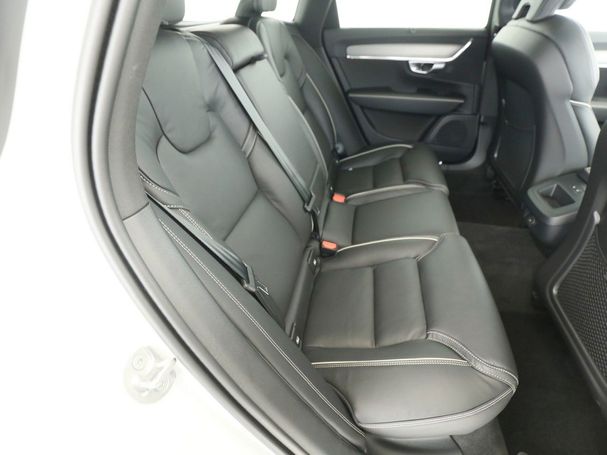 Volvo V90 B4 Plus 145 kW image number 18