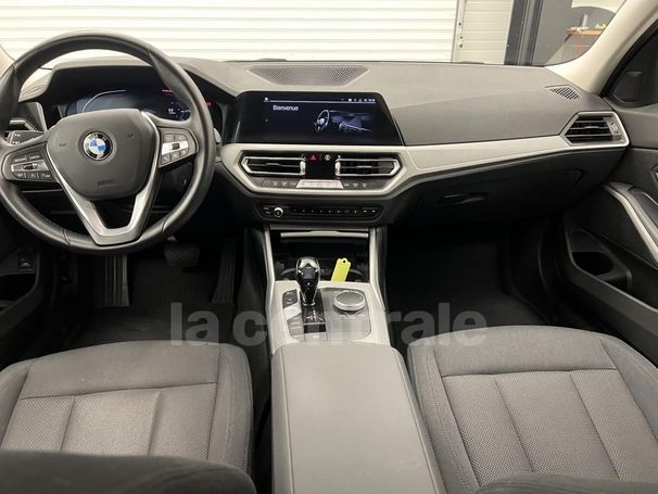 BMW 320i Touring 135 kW image number 8