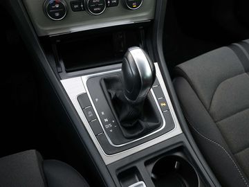 Car image 36