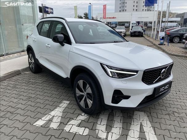 Volvo XC40 T5 Plus 193 kW image number 2