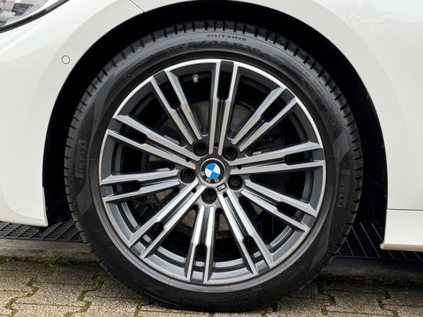 BMW 320d Touring xDrive 140 kW image number 30