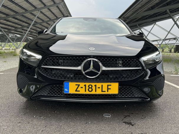 Mercedes-Benz A 180 100 kW image number 3