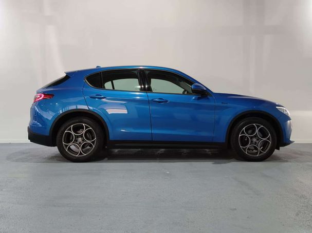 Alfa Romeo Stelvio 2.2 Q4 140 kW image number 3