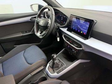 Car image 16