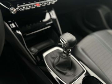 Car image 31