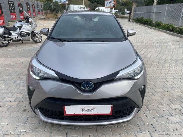 Toyota C-HR 1.8 Hybrid 90 kW image number 2