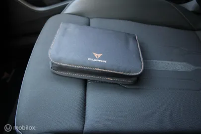 Car image 34