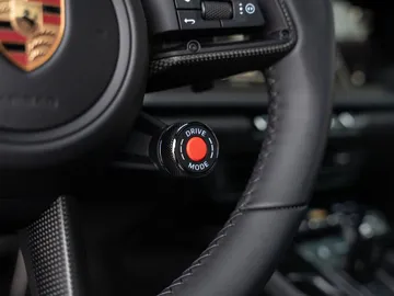 Car image 35