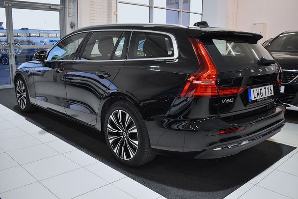 Volvo V60 T6 Recharge AWD Momentum 257 kW image number 4