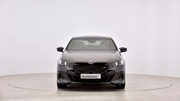 BMW i5 M60 xDrive 442 kW image number 2