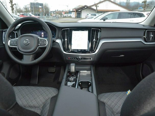 Volvo V60 B4 145 kW image number 12