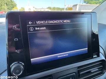 Car image 29